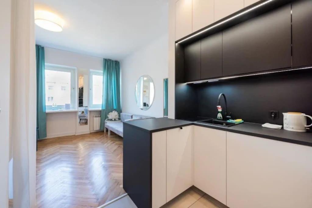 Cutest Studio With Best Location Варшава Экстерьер фото
